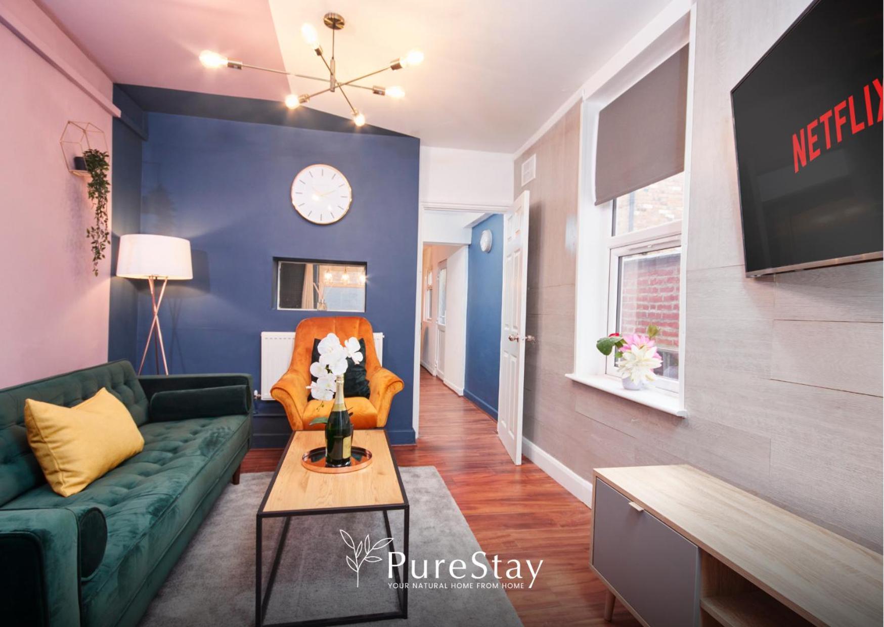5 Bed House In Leamington Spa Perfect For Contractors With 7 Beds By Purestay - 14 Night Min! Exterior photo